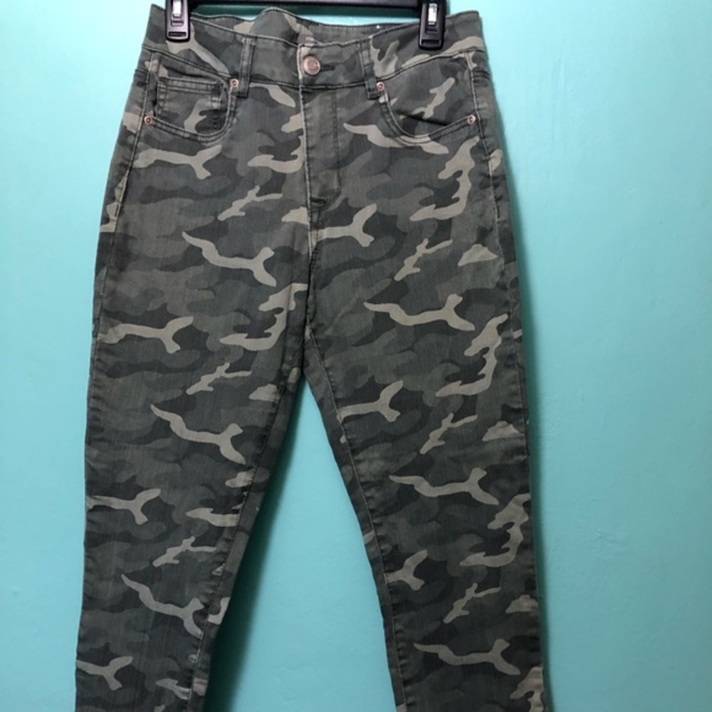 Maurices size medium skinny jeans
